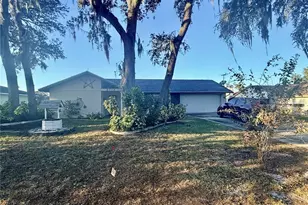 8775 Heather Blvd, Weeki Wachee, FL 34613 - Photo 1