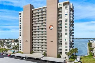 7300 Sun Island Dr S, South Pasadena, FL 33707 - Photo 1