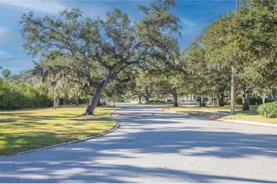 415 S Shore Crest Drive, Tampa, FL 33609 - Photo 1