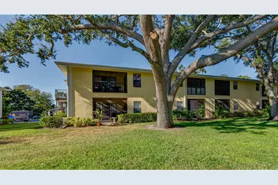 3001 58th Avenue S #111, Saint Petersburg, FL 33712 - Photo 1