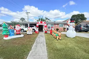 4417 W Hiawatha St, Tampa, FL 33614 - Photo 1