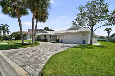 5884 51st Street S, Saint Petersburg, FL 33715 - Photo 1