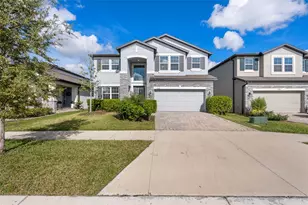 33251 Sycamore Leaf Dr, Wesley Chapel, FL 33545 - Photo 1