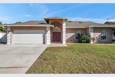 714 Charlotte Avenue, Tarpon Springs, FL 34689 - Photo 1