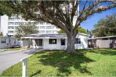 6741 Hibiscus Avenue S, South Pasadena, FL 33707 - Photo 1
