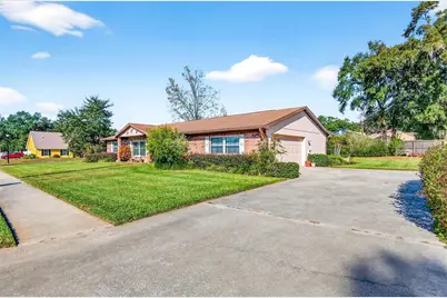 37821 Willingham Avenue, Dade City, FL 33525 - Photo 1