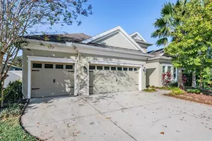 8429 Eagle Brook Dr, Land O Lakes, FL 34638 - Photo 1