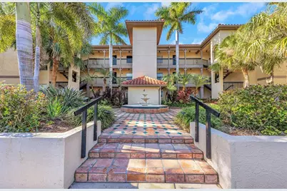 2400 Feather Sound Drive #423, Clearwater, FL 33762 - Photo 1