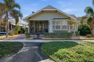 924 18th Ave N, Saint Petersburg, FL 33704 - Photo 1