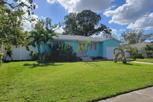 831 4th Ave NW, Largo, FL 33770 - Photo 1