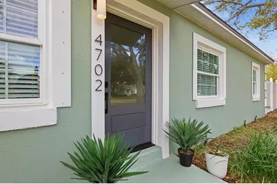 4702 W Bay View Avenue, Tampa, FL 33611 - Photo 1