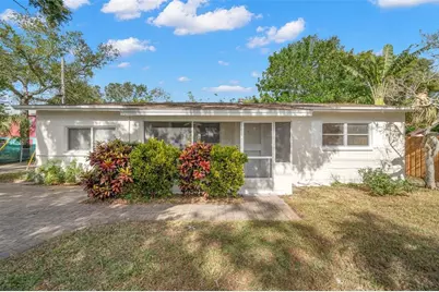 5107 26th Avenue S, Gulfport, FL 33707 - Photo 1