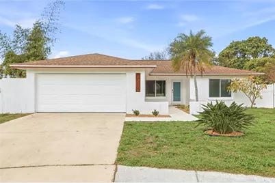 6050 Garmouth Way N, Saint Petersburg, FL 33709 - Photo 1