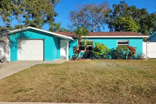 2215 Lauren Dr, Largo, FL 33774 - Photo 1