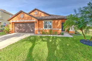 7352 Bridgeview Dr, Wesley Chapel, FL 33545 - Photo 1