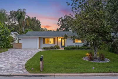 630 Magnolia Street, Dunedin, FL 34698 - Photo 1