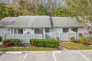 1371 Pine Ridge Cir E, Tarpon Springs, FL 34688 - Photo 1