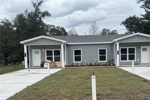 3815-B Valley Tree Dr, Tampa, FL 33610 - Photo 1
