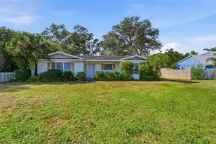 2310 Harrison Dr, Dunedin, FL 34698 - Photo 1