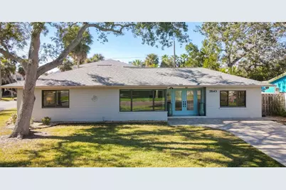 2843 57th Street S, Gulfport, FL 33707 - Photo 1