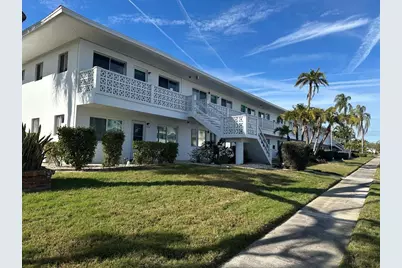 8450 112th Street #102, Seminole, FL 33772 - Photo 1