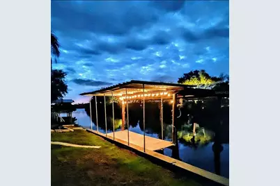 831 River View Lane, Tarpon Springs, FL 34689 - Photo 1