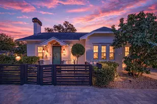 748 32nd Ave N, Saint Petersburg, FL 33704 - Photo 1