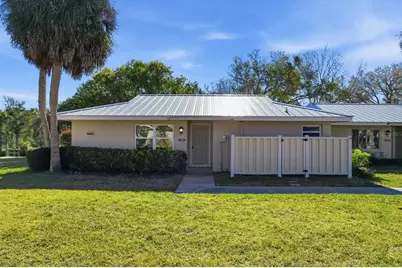 11372 W Bayshore Drive, Crystal River, FL 34429 - Photo 1