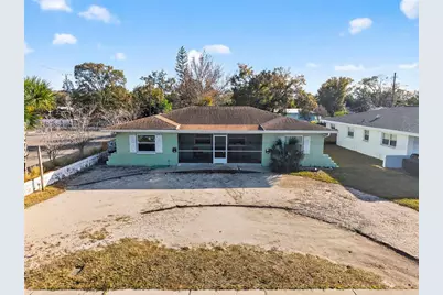 1142 62nd Avenue N, Saint Petersburg, FL 33702 - Photo 1