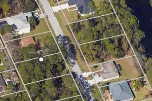 22 Price Ln, Palm Coast, FL 32164 - Photo 1