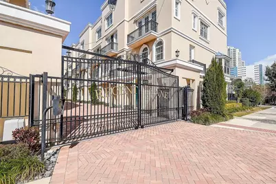 411 Regent Lane N, Saint Petersburg, FL 33701 - Photo 1