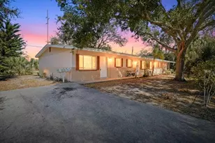 5991 Fairfield Ave S, Saint Petersburg, FL 33707 - Photo 1