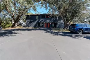 2402 E Martin Luther King Jr Blvd, Tampa, FL 33610 - Photo 1