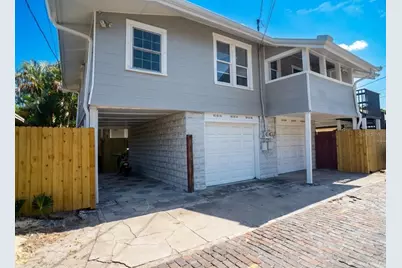 2715 1/2 2nd Avenue S #3, Saint Petersburg, FL 33712 - Photo 1