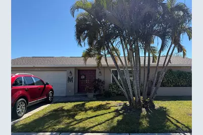 12054 101st Avenue, Seminole, FL 33772 - Photo 1
