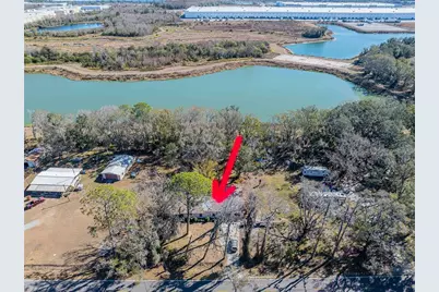 606 S Wiggins Road, Plant City, FL 33566 - Photo 1