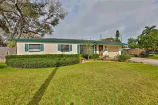 6728 19th St N, Saint Petersburg, FL 33702 - Photo 1