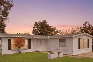 2312 E 112th Ave, Tampa, FL 33612 - Photo 1