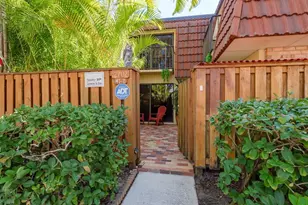 2702 14th Ct, Palm Harbor, FL 34684 - Photo 1