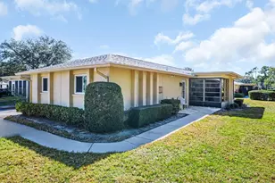 1115 Queen Anne Dr, Palm Harbor, FL 34684 - Photo 1