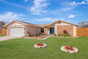 17604 Fallowfield Dr, Lutz, FL 33549 - Photo 1