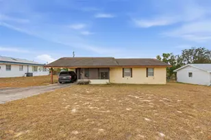846 Sherwood Dr, Lake Wales, FL 33898 - Photo 1