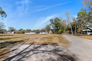 11050 59th St, Pinellas Park, FL 33782 - Photo 1