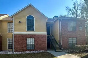 8766 Mallard Reserve Dr, Tampa, FL 33614 - Photo 1