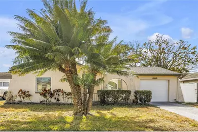 601 6th Avenue SE, Largo, FL 33771 - Photo 1