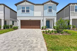 33391 Binding Ties Ln, Wesley Chapel, FL 33545 - Photo 1