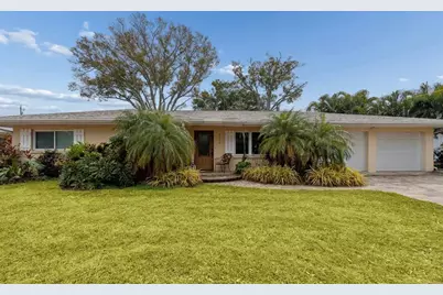 2268 Indian Avenue N, Belleair Bluffs, FL 33770 - Photo 1