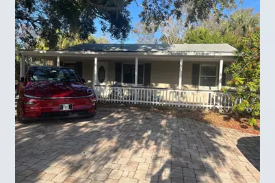 4002 S Shamrock Road, Tampa, FL 33611 - Photo 1
