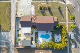 3662 5th Ave S, Saint Petersburg, FL 33711 - Photo 1