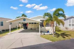 7106 Mt Essex Dr NE, Saint Petersburg, FL 33702 - Photo 1